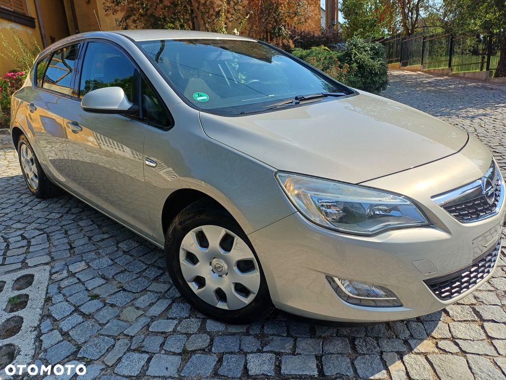 Opel Astra IV 1.6 Edition - 19