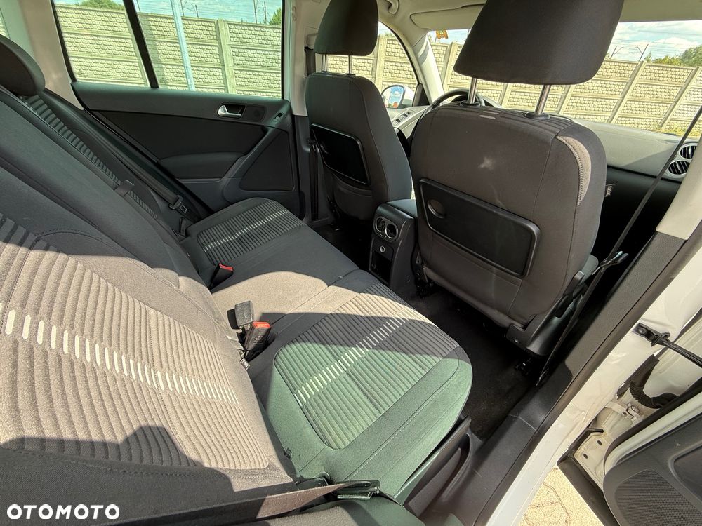Volkswagen Tiguan - 9