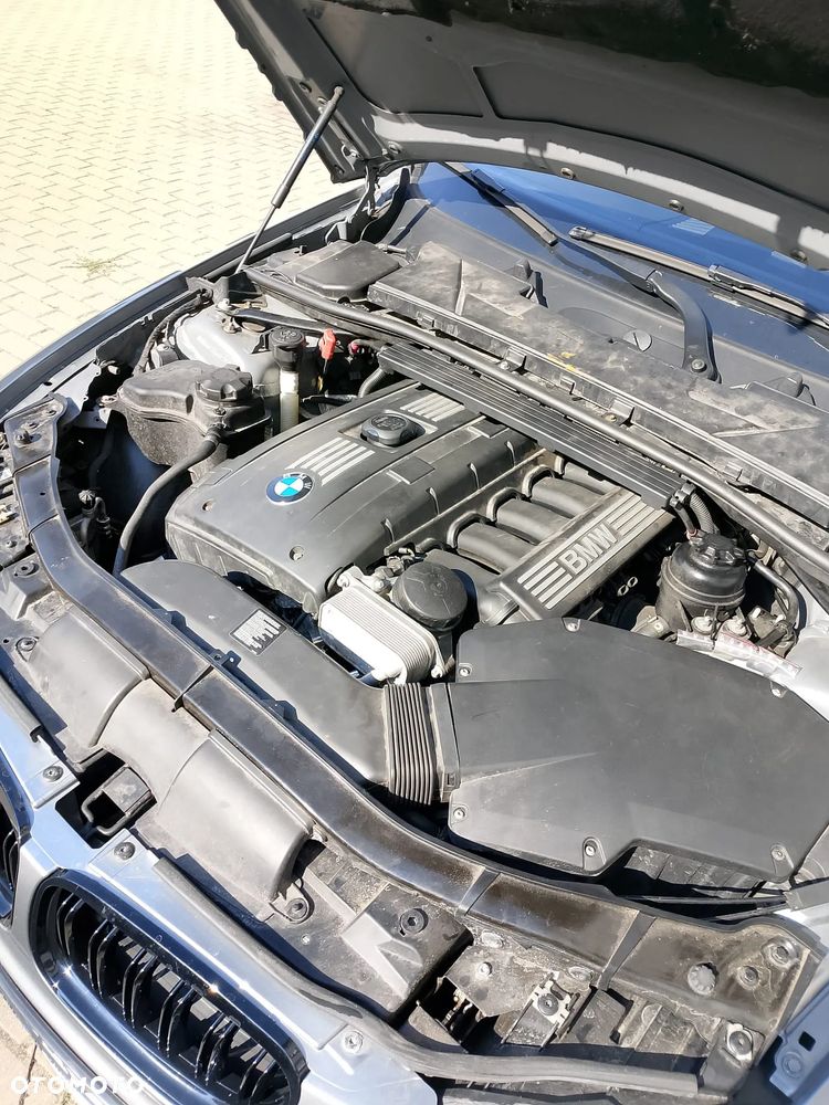 BMW Seria 3 325i xDrive - 6