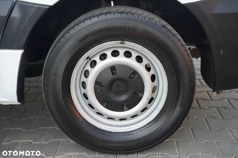 Mercedes-Benz SPRINTER 310 CDI / BRYGADÓWKA  7 MIEJSC / MANUAL / BLASZAK / FURGON - 17