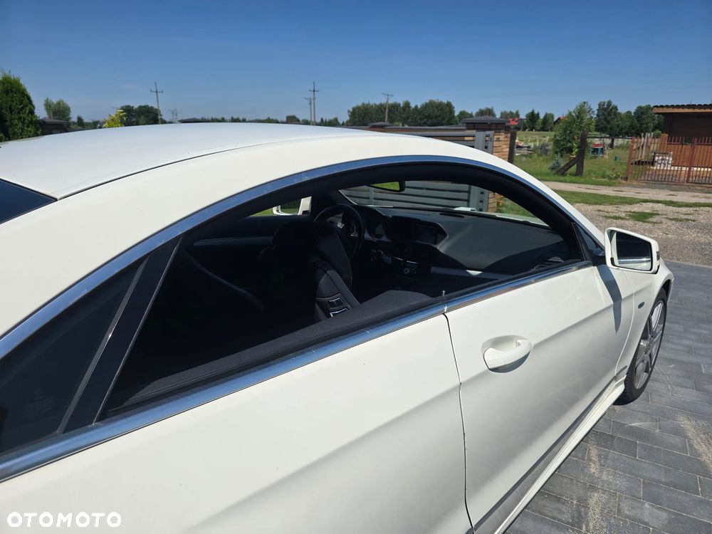 Mercedes-Benz Klasa E 250 CDI DPF BlueEFFICIENCY 7G-TRONIC Avantgarde - 10