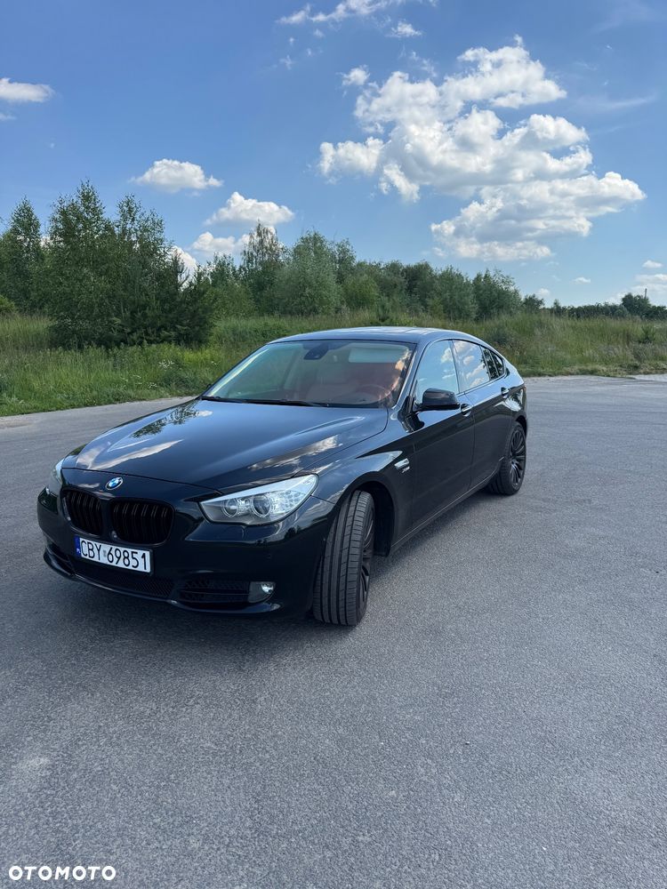BMW 5GT - 2