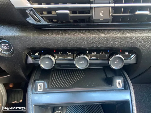 Citroën C4 1.2 PureTech Shine Pack EAT8 - 31