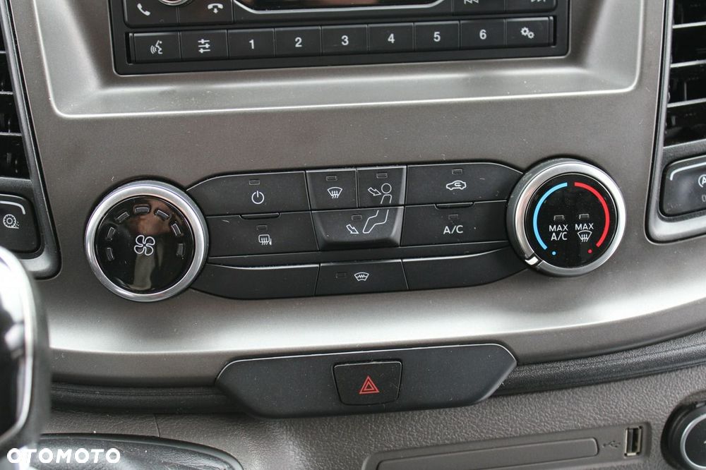 Ford Transit - 28