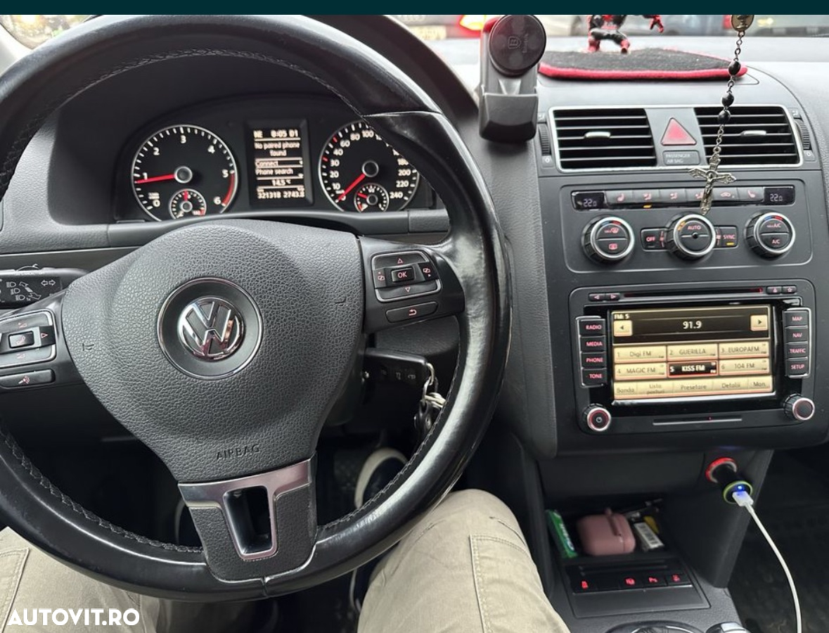 Volkswagen Touran 2.0 TDI DPF DSG Comfortline - 6