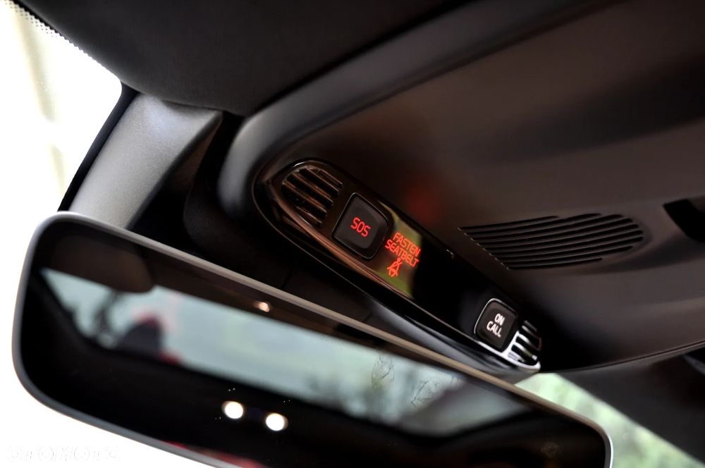 Volvo V40 Cross Country D4 Geartronic Summum - 34