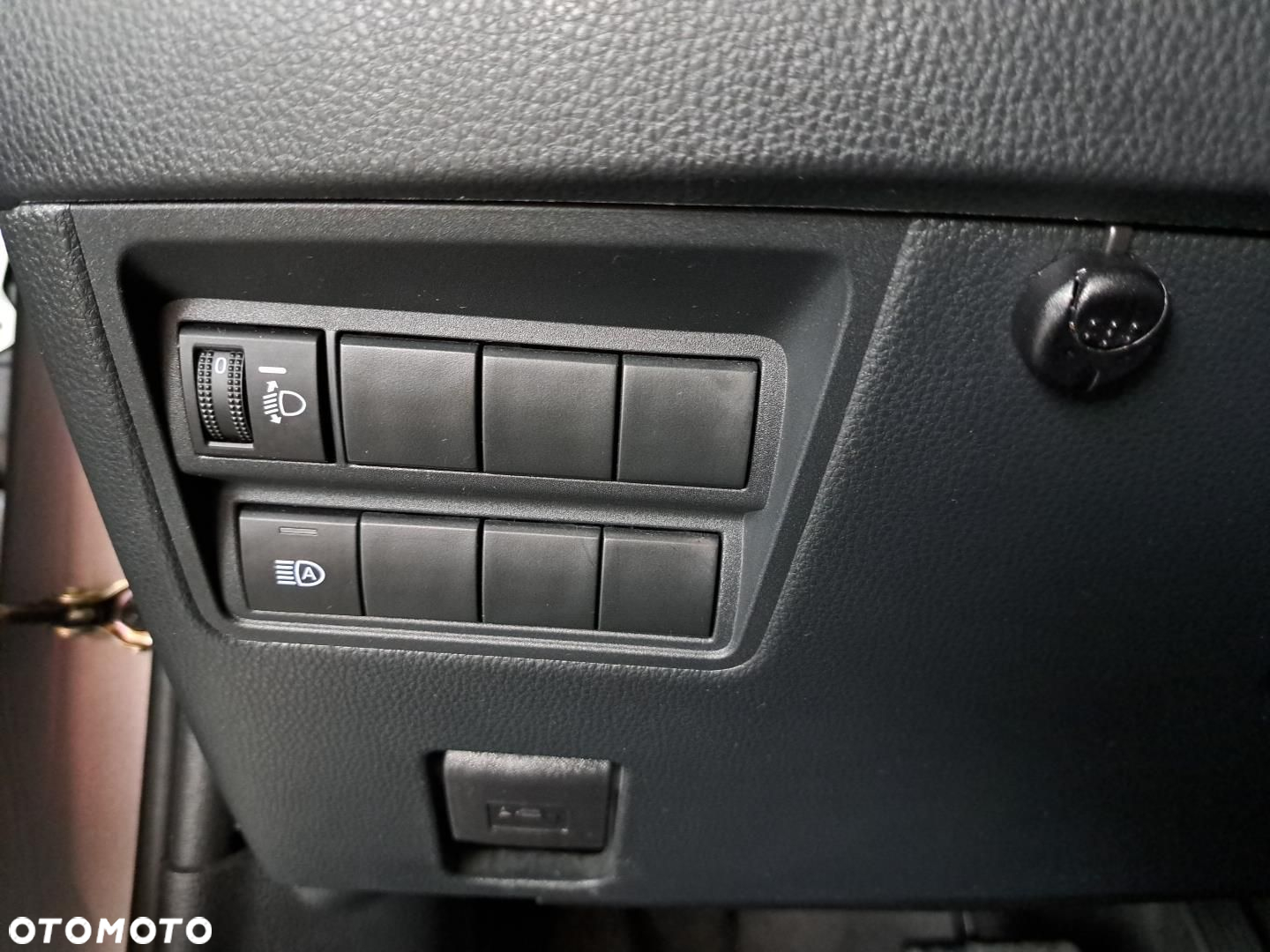 Toyota Yaris Cross - 32