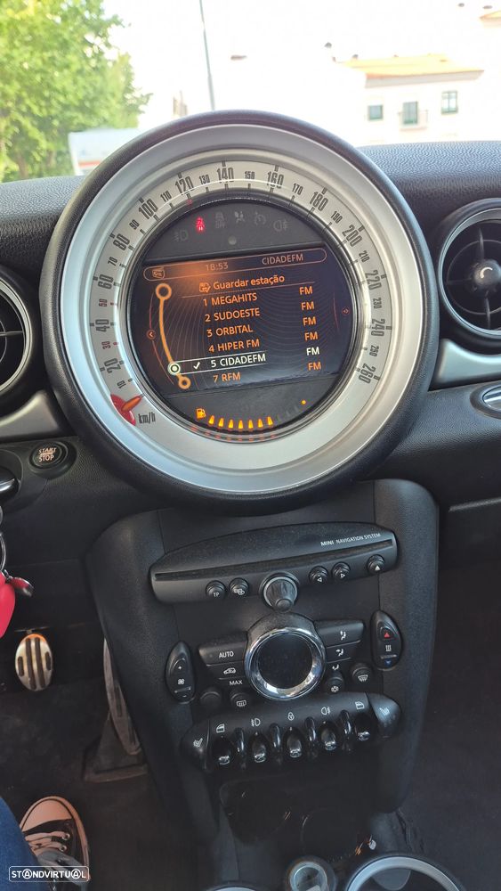 MINI 3 Portas Cooper SD - 11