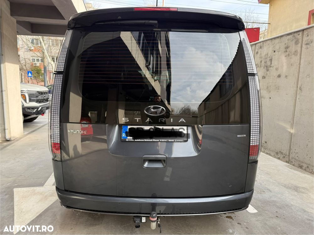 Hyundai Staria 2.2 CRDi Allrad Signature - 16
