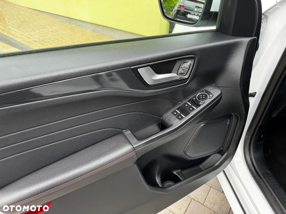 Ford Kuga 1.5 EcoBlue ST-LINE - 26