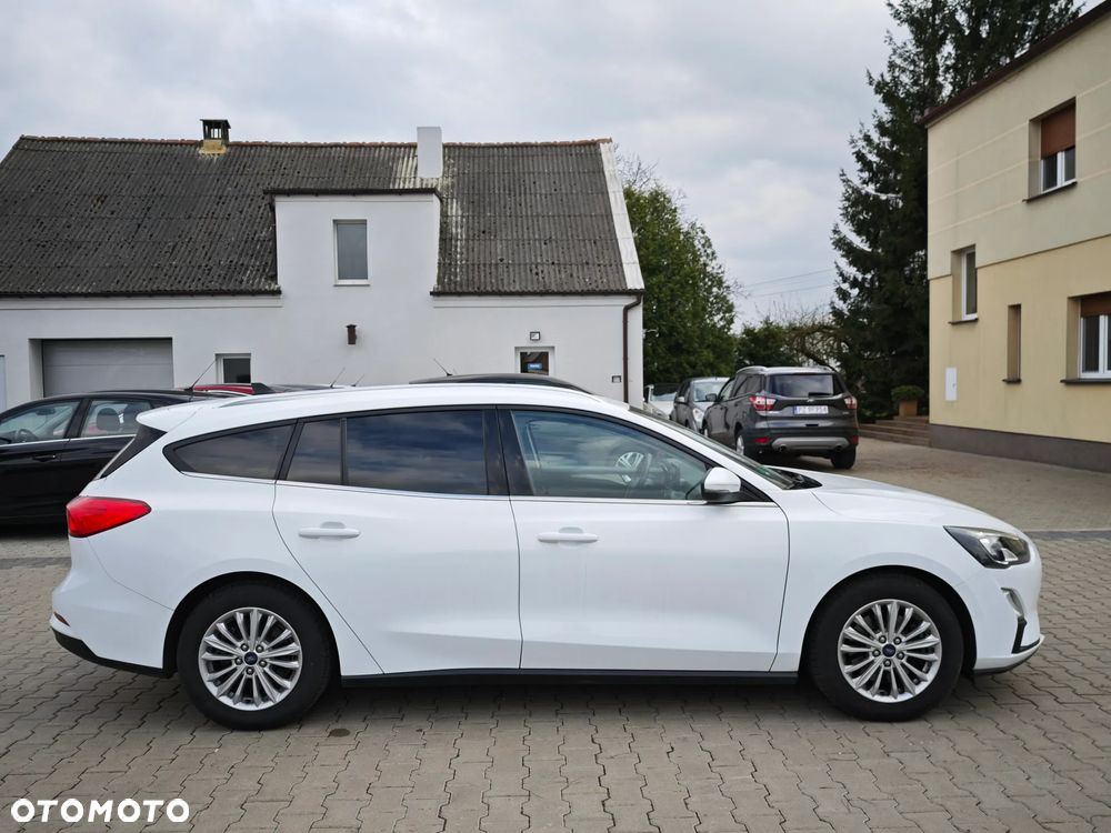 Ford Focus 1.5 EcoBlue STart-Stopp-System TITANIUM X - 14