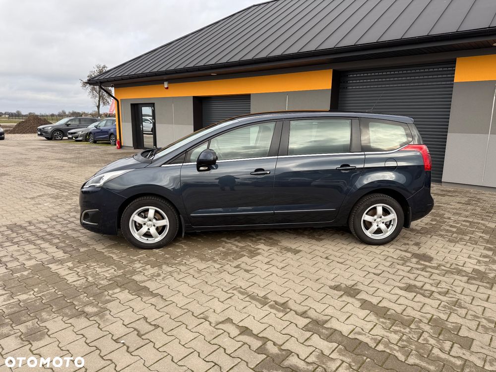 Peugeot 5008 - 7