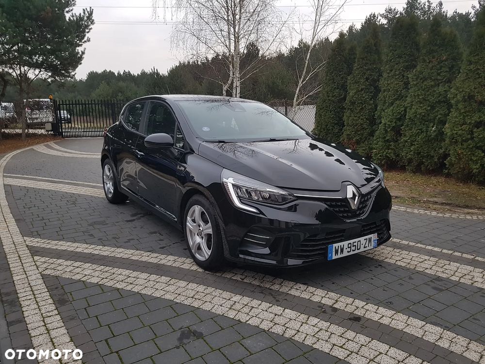 Renault Clio - 11