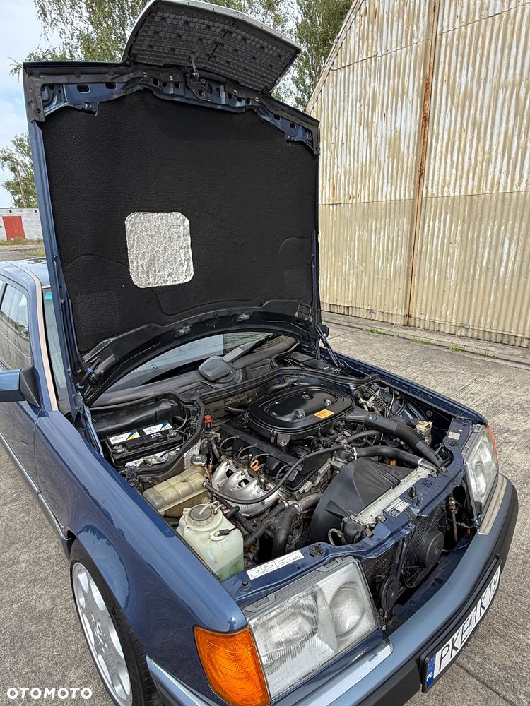 Mercedes-Benz W124 (1984-1993) - 21
