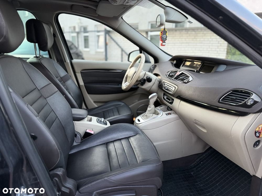Renault Scenic - 9