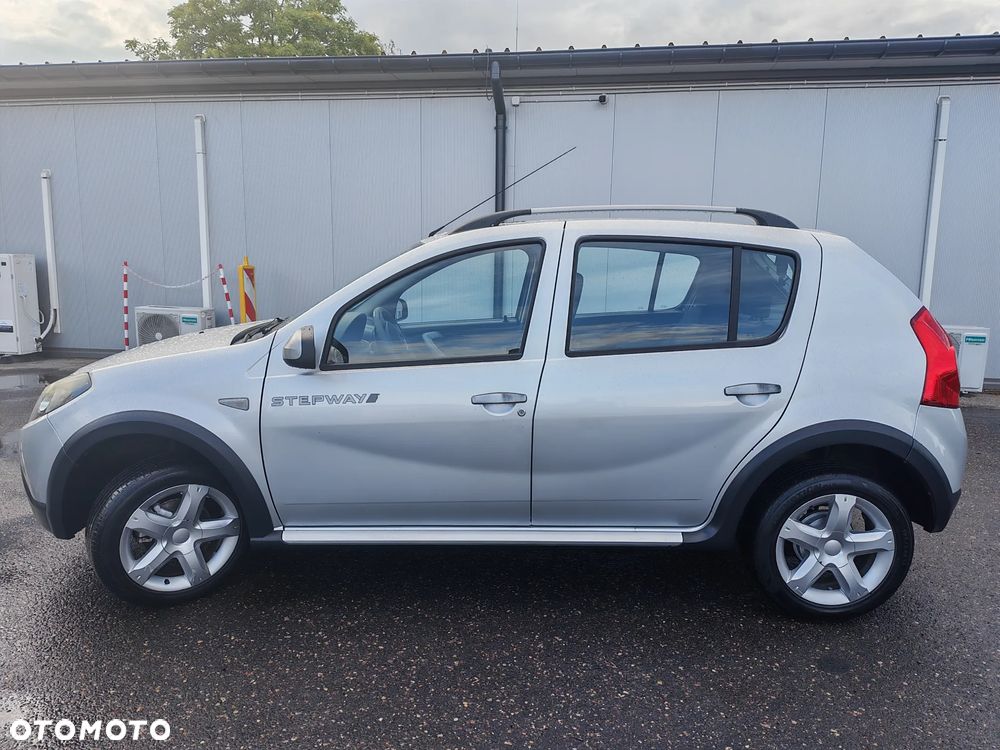 Dacia Sandero Stepway2 1.6 - 13