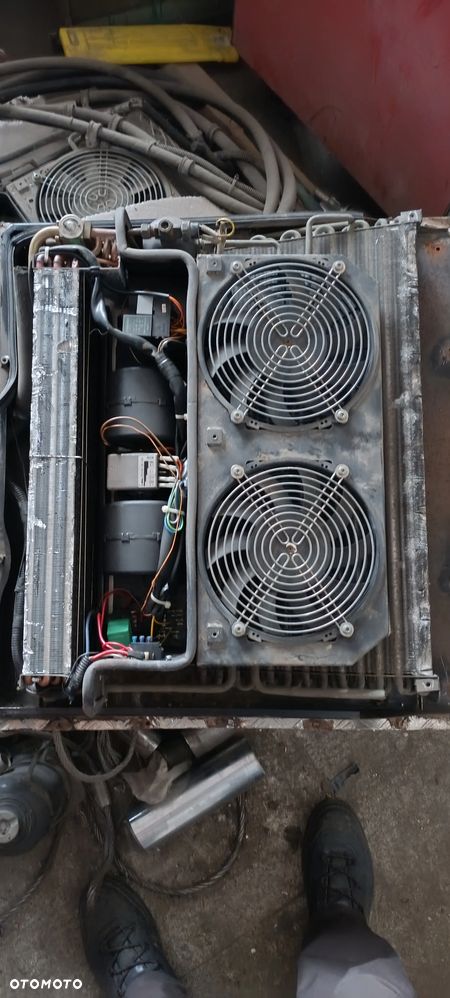 Klimatyzacja samochodowa dachowa Webasto sprężarka klimatyzacji - 7