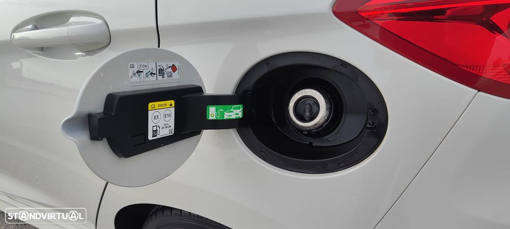 Ford Fiesta 1.0 EcoBoost ST-Line - 9