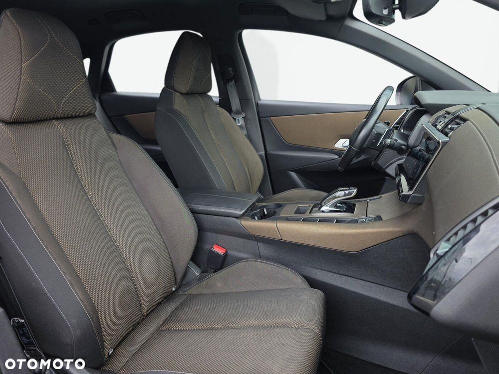 DS Automobiles DS 7 Crossback 1.6 E-Tense Bastille + - 30