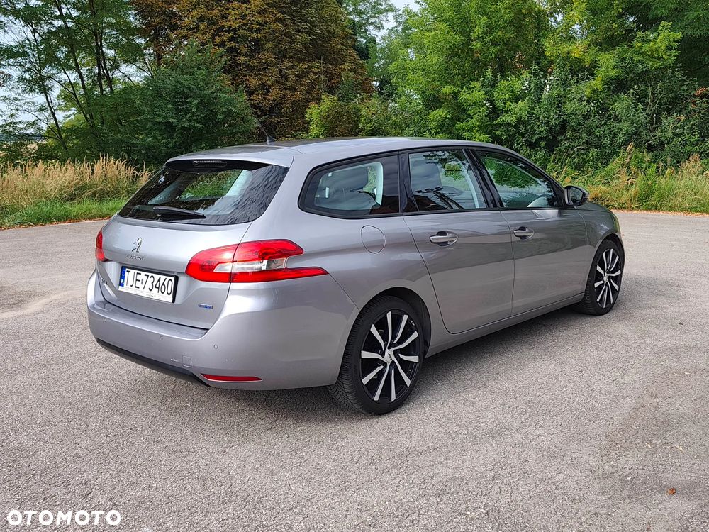 Peugeot 308 1.6 BlueHDi Style S&S - 4