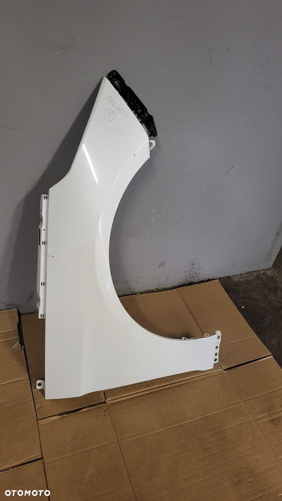 Hyundai sonata 2016rok blotnik prawy przod orginal - 2