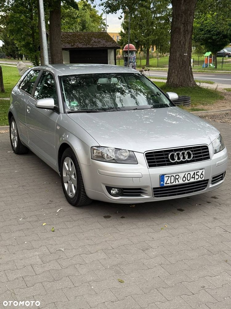 Audi A3 Sportback - 1