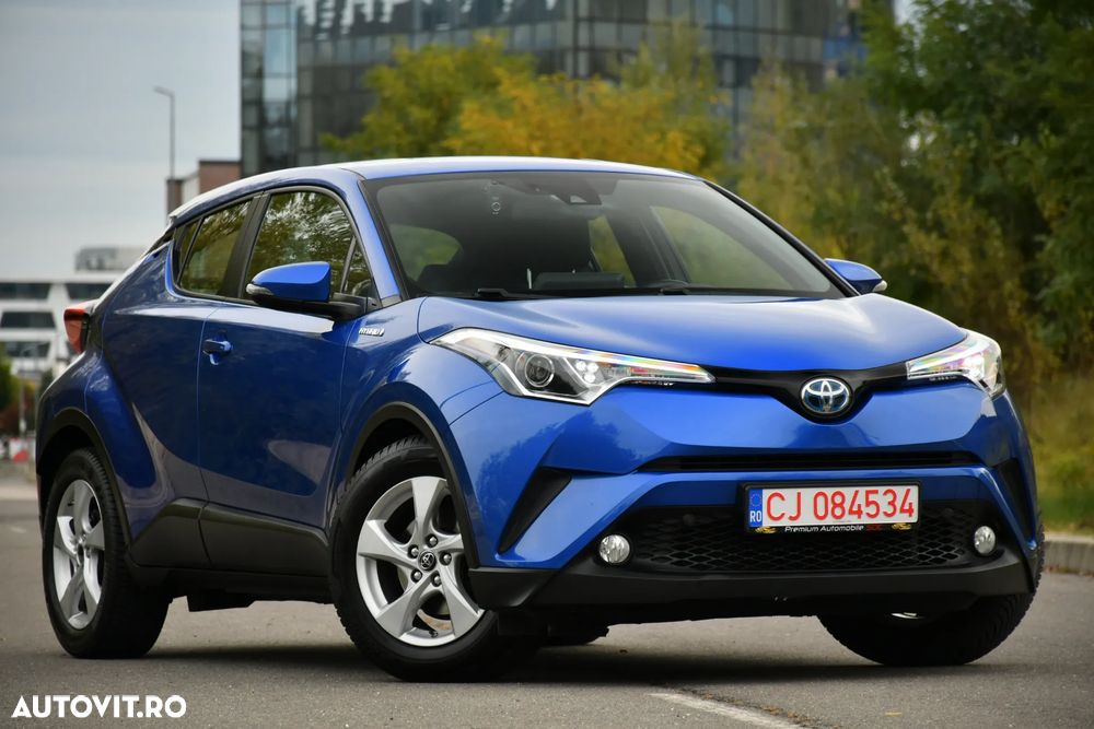 Toyota C-HR Hybrid Business-Edition - 11