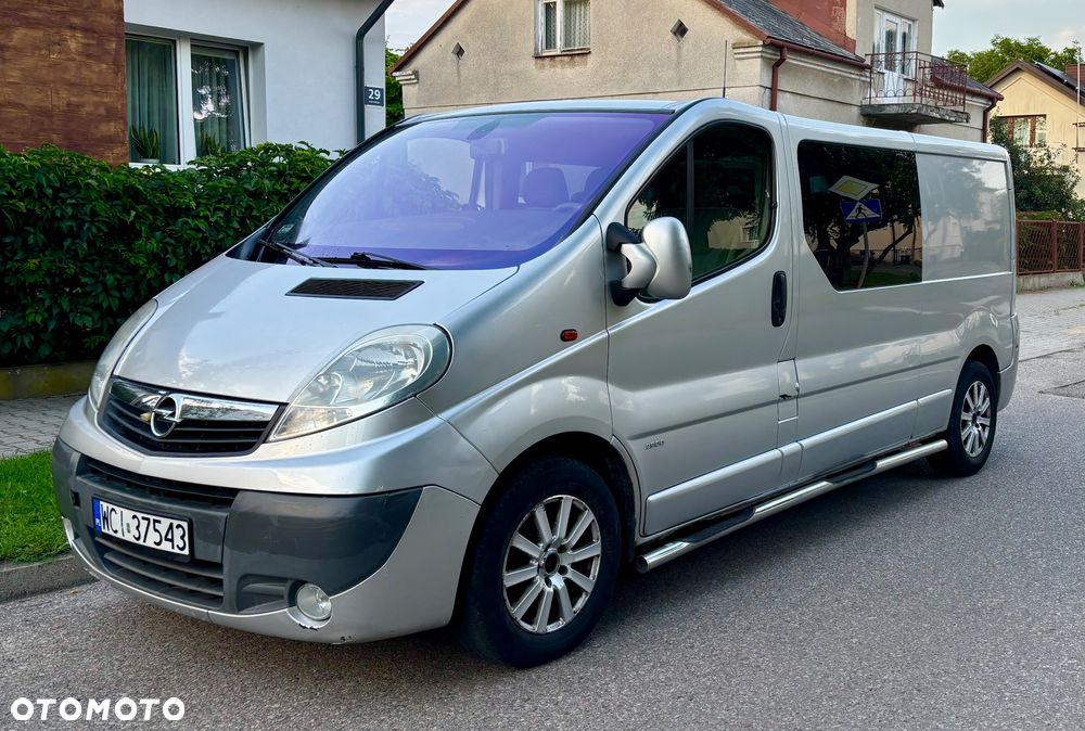 Opel Vivaro L2H1 2.9t - 11