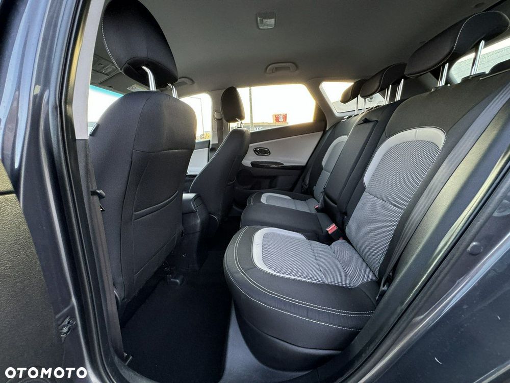 Kia Ceed 1.6 CRDi 136 ISG Platinum Edition - 32