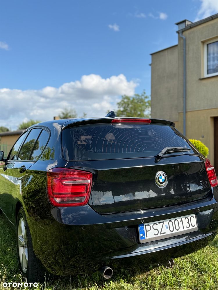 BMW Seria 1 118d Sport Line - 4