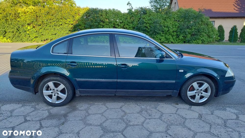 Volkswagen Passat 2.0 Comfortline - 5