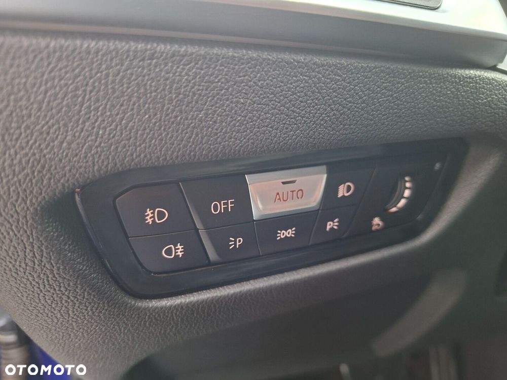 BMW Seria 3 320d xDrive mHEV M Sport sport - 29