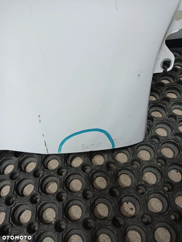 Ford Fiesta MK7 lewy blotnik przedni - 2