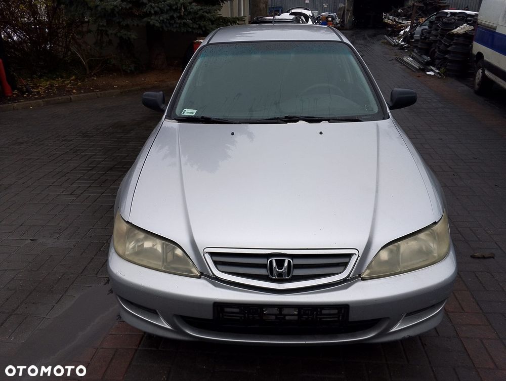 Honda Accord VI FL (00-02r.) 1.8 B 136KM. Silnik F18B2 Skrzynia 5MT lakier NH623M - SATIN SILVER.Cały na części. GWARANCJA !!! - 2