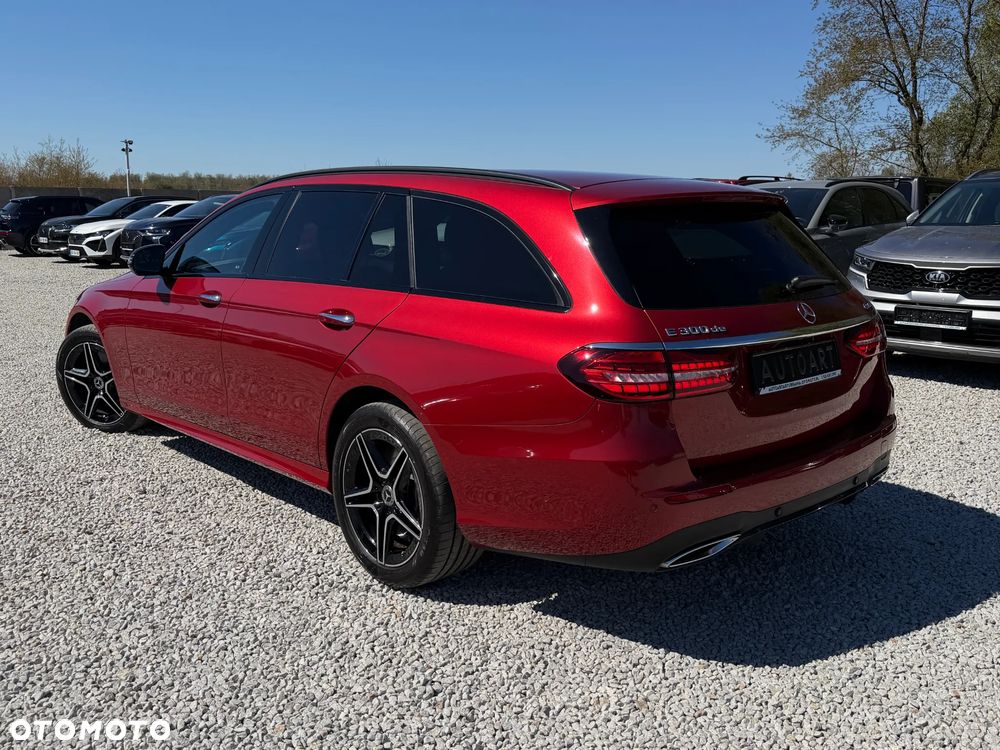 Mercedes-Benz Klasa E 300 de PHEV 4-Matic AMG 9G-Tronic - 11