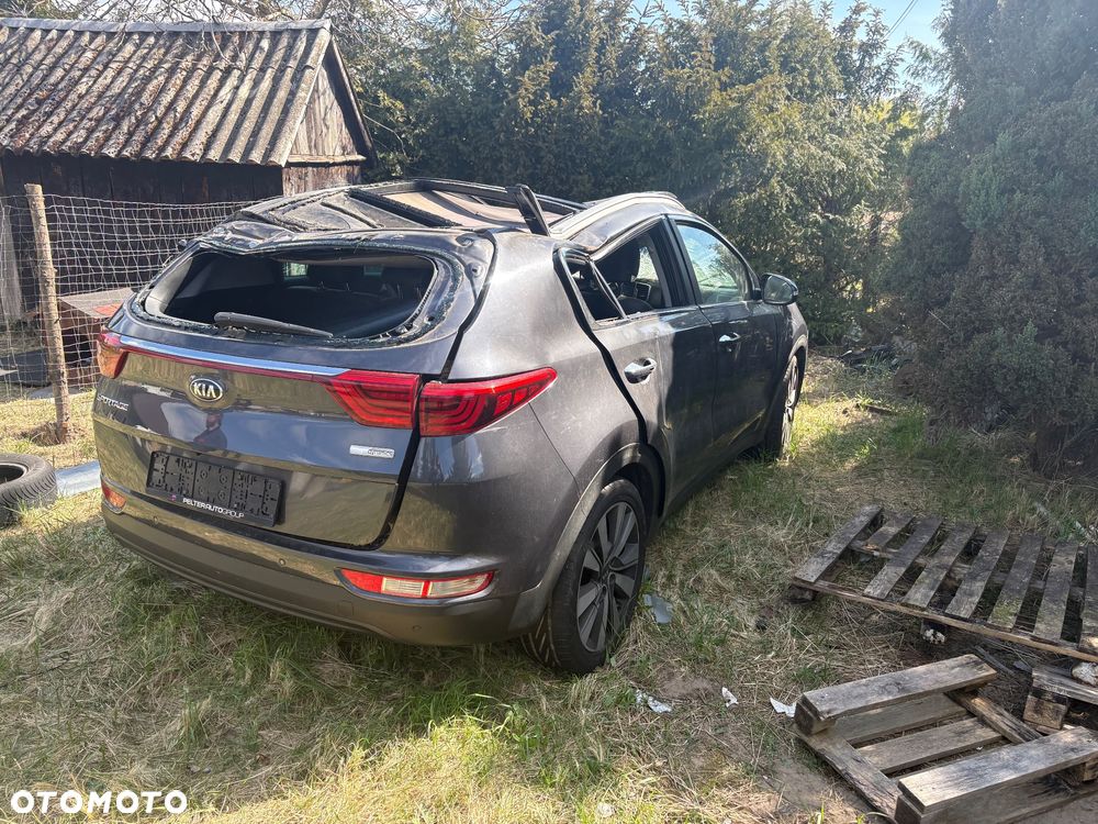 Kia Sportage 1.7 CRDI 2WD ISG Dream-Team Edition - 4