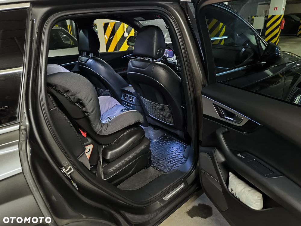 Audi Q7 - 11