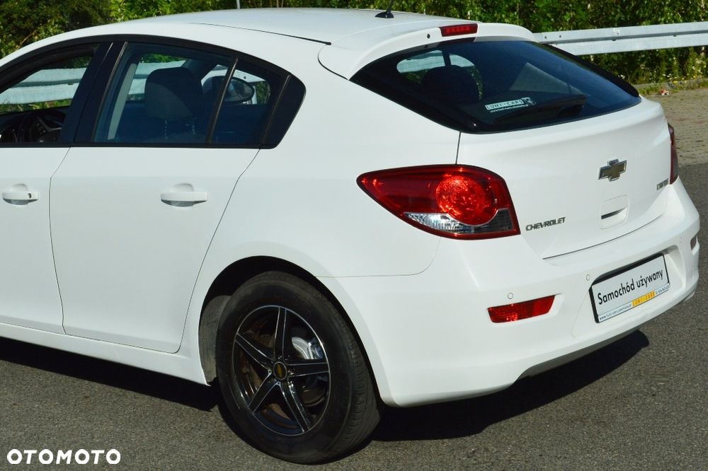 Chevrolet Cruze - 18