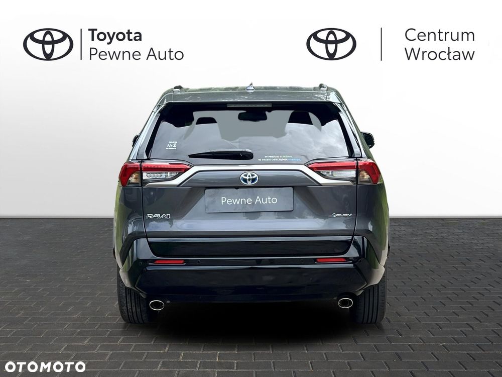 Toyota RAV4 - 4