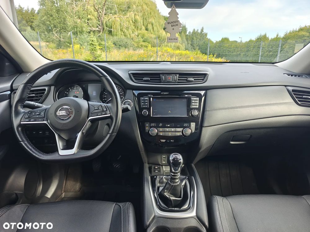 Nissan X-Trail 1.6 DIG-T Tekna 2WD 7os - 25