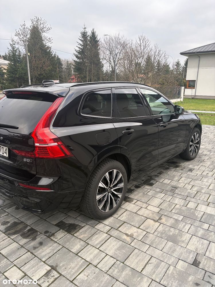 Volvo XC 60 B5 B AWD Plus Dark - 5