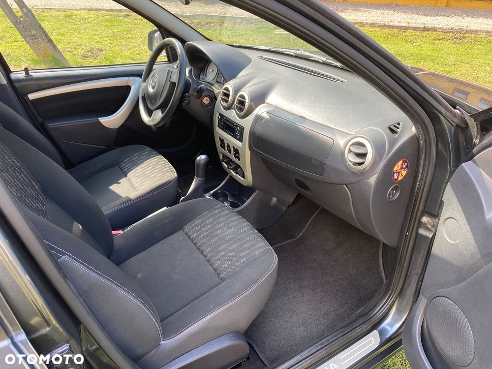 Dacia Sandero 1.2 16V - 9