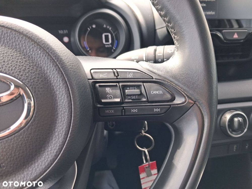 Toyota Yaris - 21