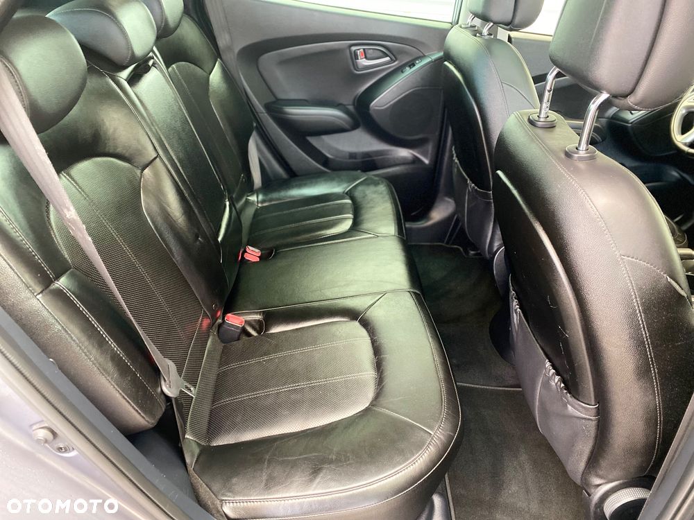 Hyundai ix35 1.7 CRDi Premium 2WD - 18