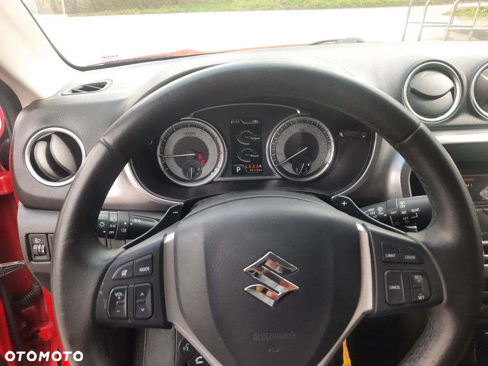 Suzuki Vitara 1.0 Boosterjet Premium 2WD - 12