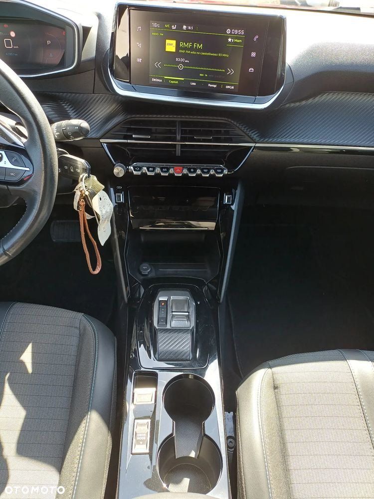 Peugeot 2008 1.2 PureTech Allure Pack S&S EAT8 - 24