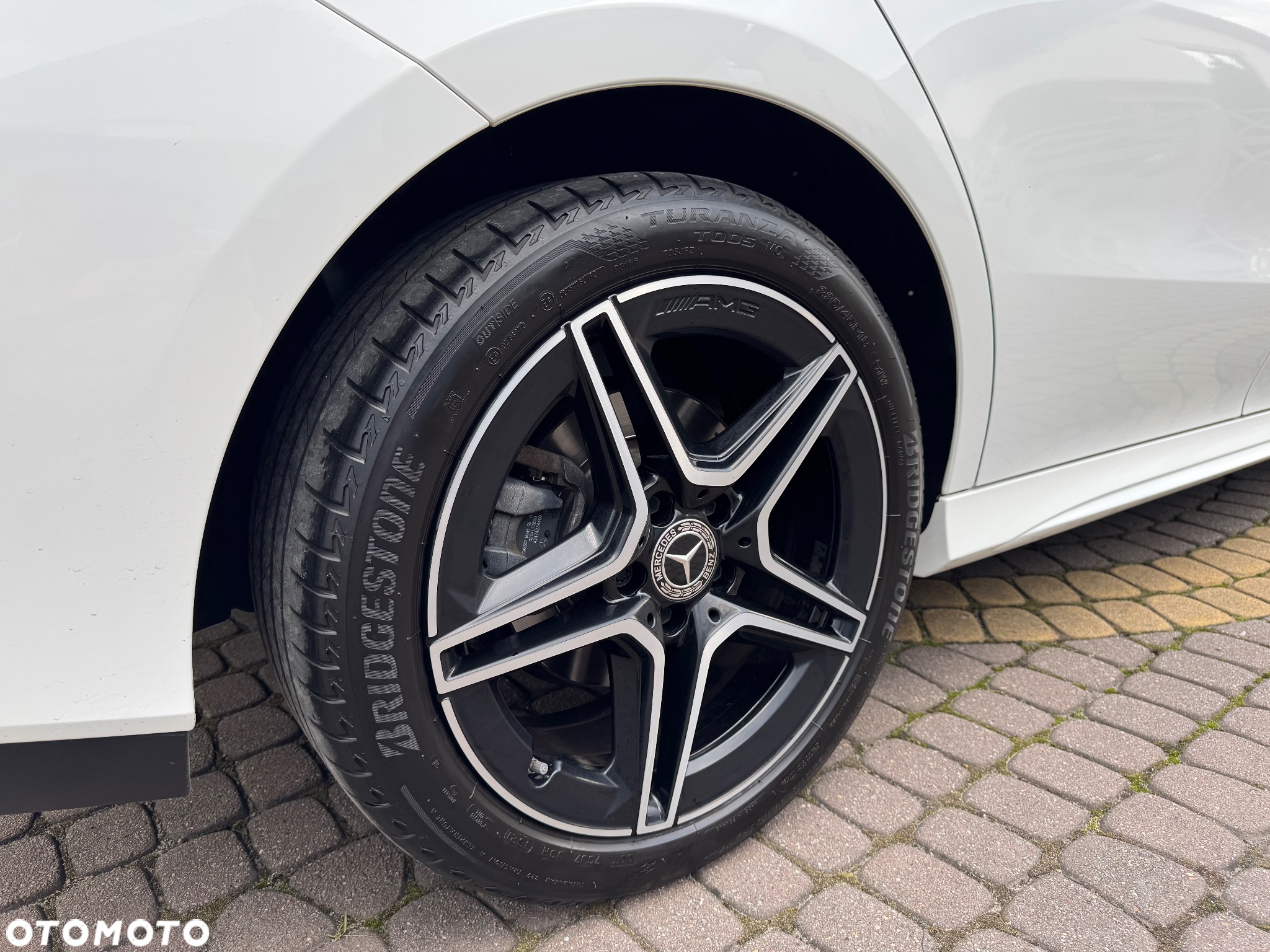 Mercedes-Benz CLA 200 AMG Line 7G-DCT - 20