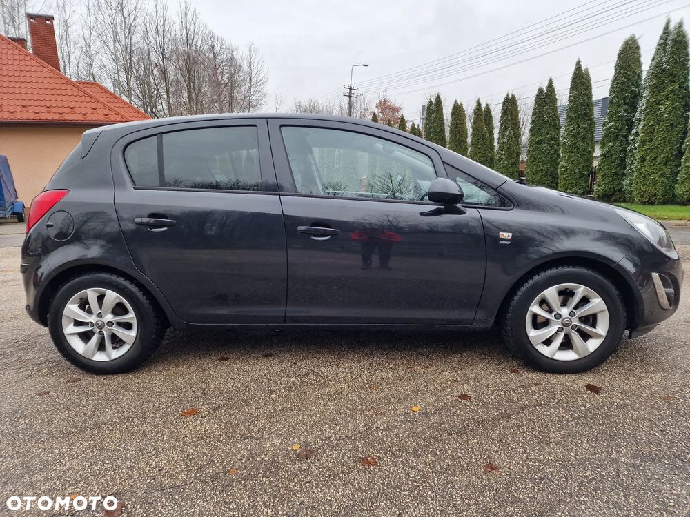 Opel Corsa 1.4 16V Edition - 8