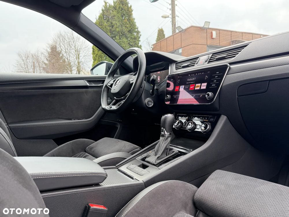 Skoda Superb 1.4 TSI Plug-In Hybrid Sportline DSG - 36