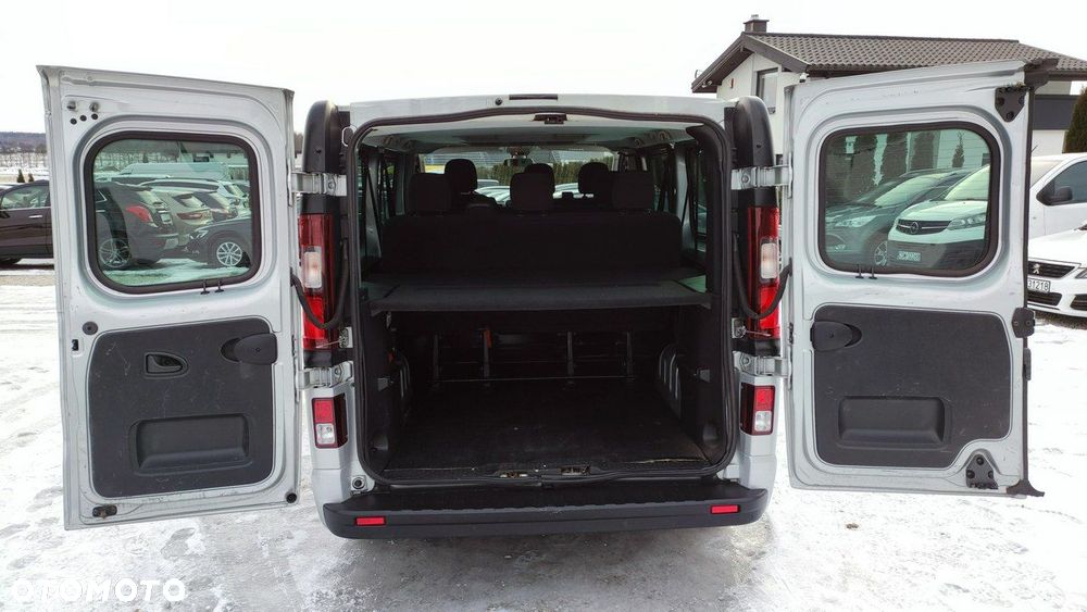 Opel Vivaro - 23
